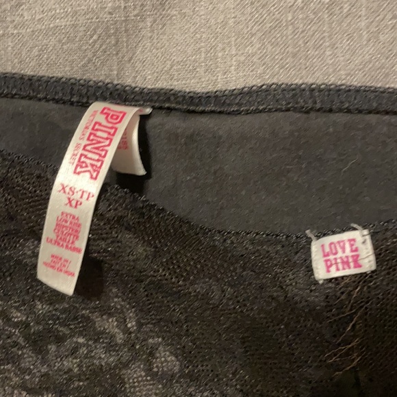 Victoria’s Secret Pink Lace Back Cheeky XS - Picture 3 of 3